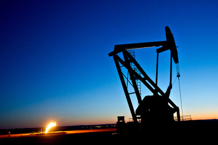 U.S. Crudeoil Prices Big Jumps Back above $30 a Barrel