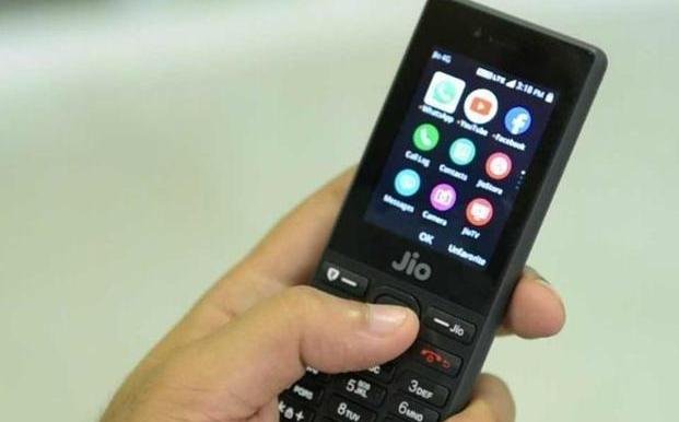 End to Ambani's Telecom Price War May Be 185 Million Users Away